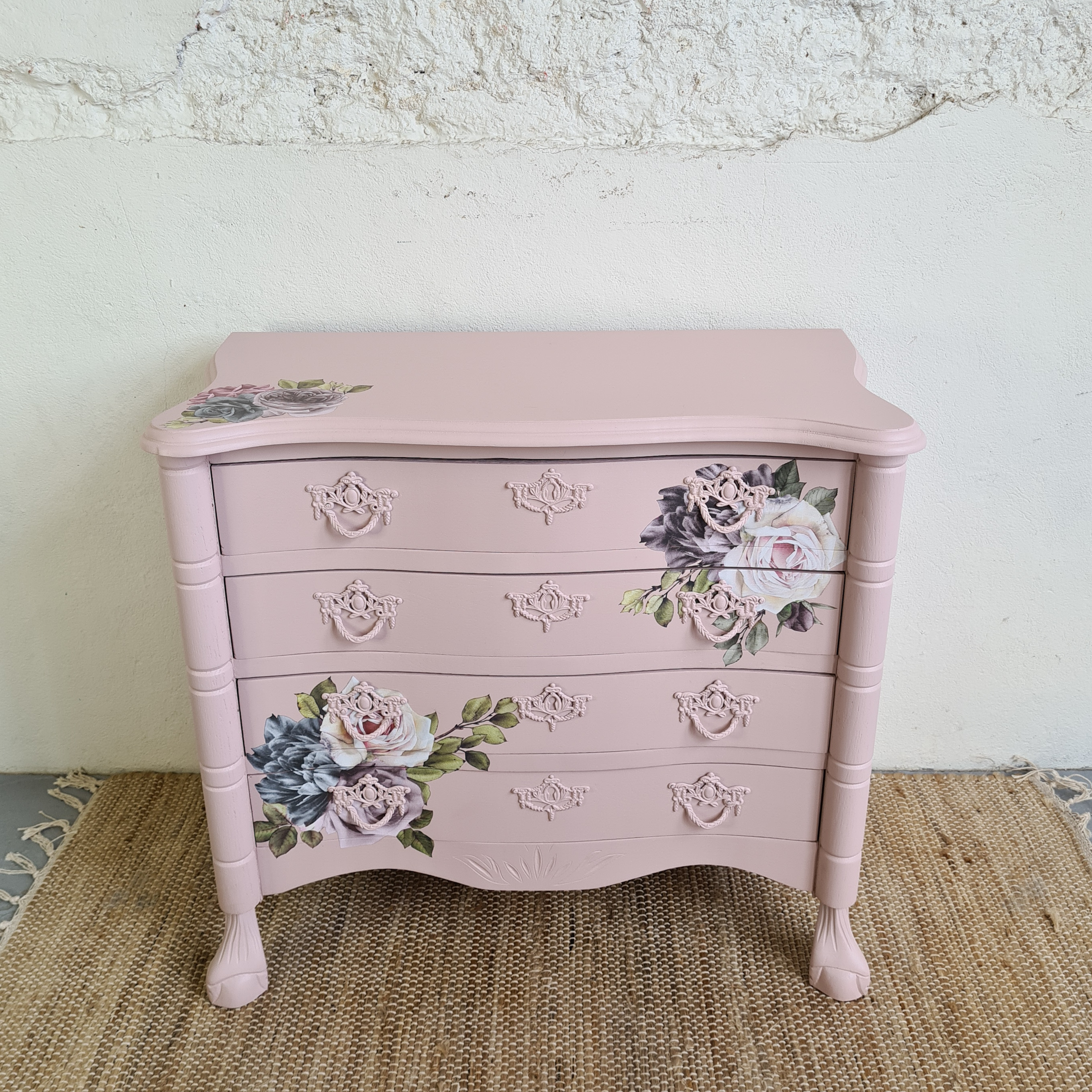 Buikkastje, ladekastje Rose Water roze Goed Gestyled bloemen transfer Vintage Dream