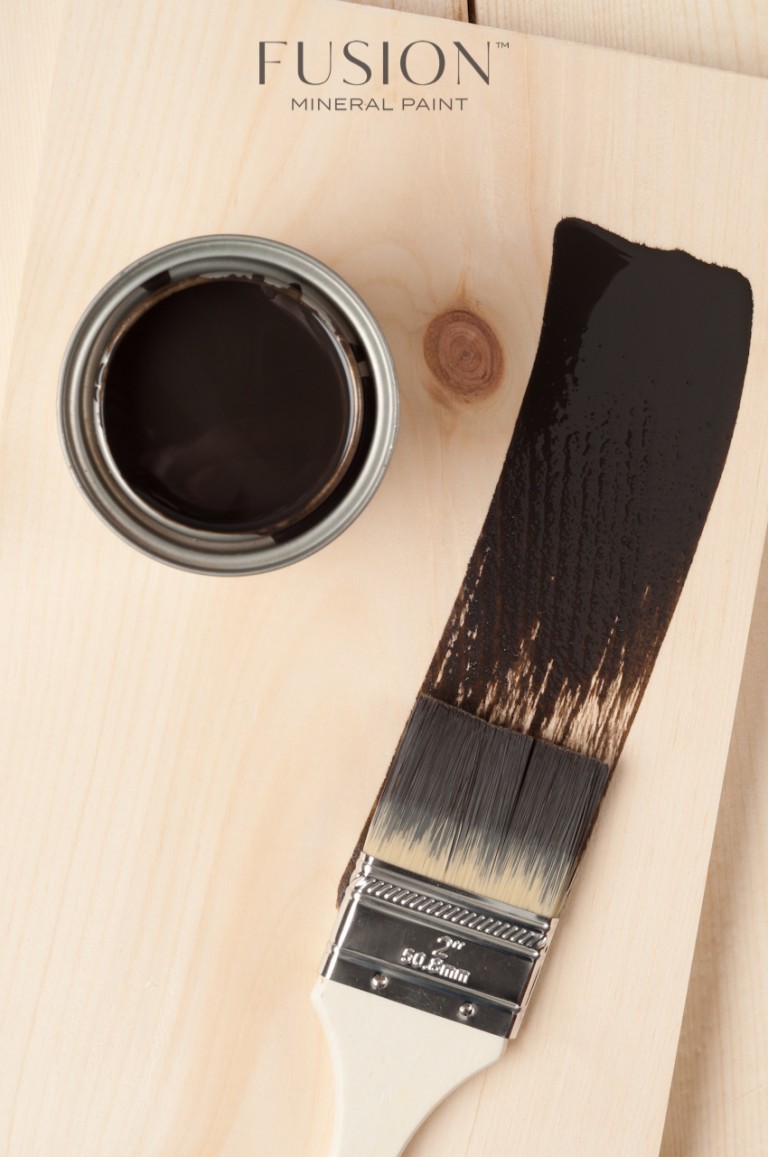 Cappuccino - Stain and Finishing Oil Fusion Mineral Paint goed gestyled brielle