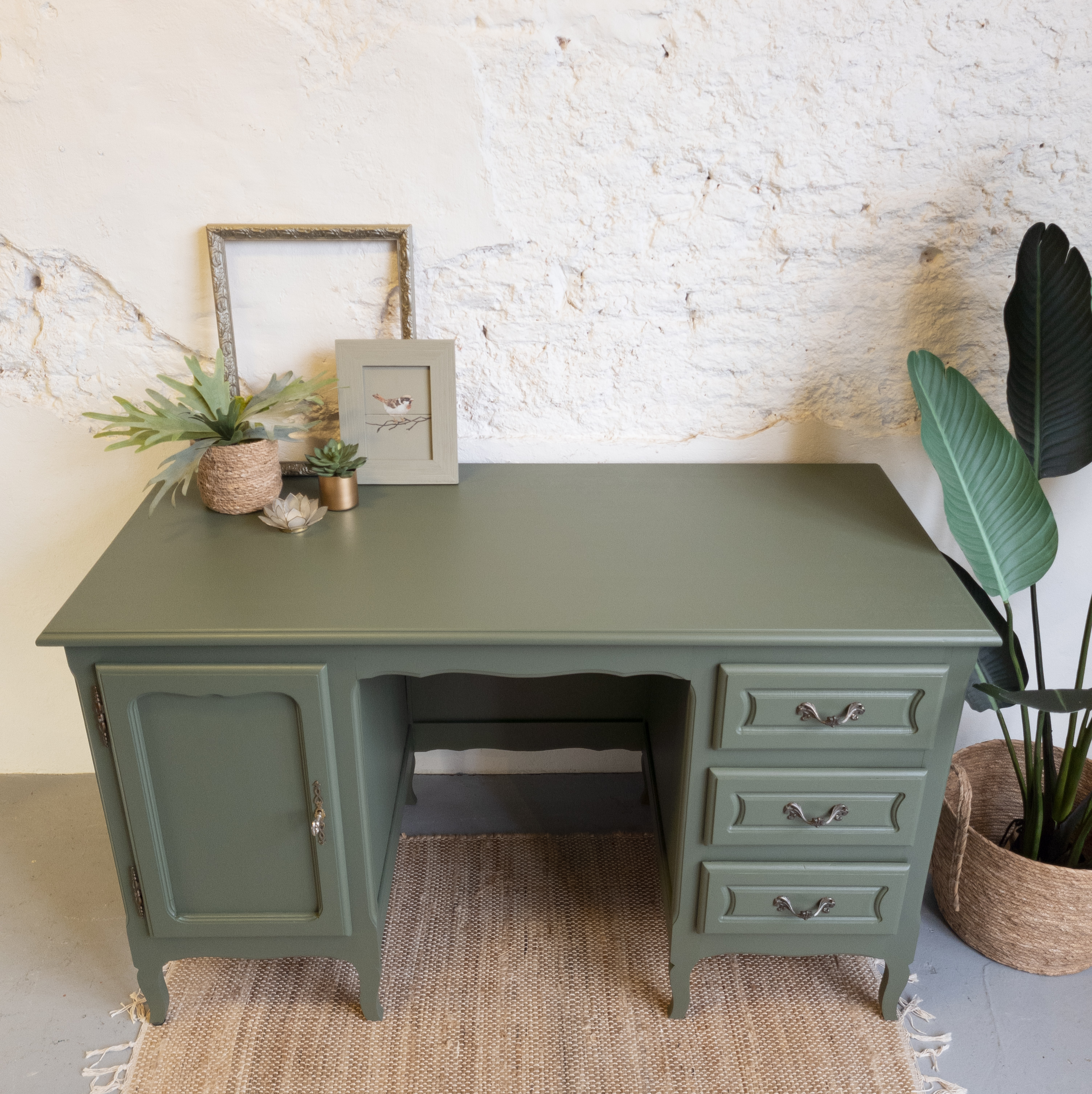 Verkeersopstopping kam Banyan Vintage bureau geverfd met Fusion Mineral Paint in de kleur Bayberry