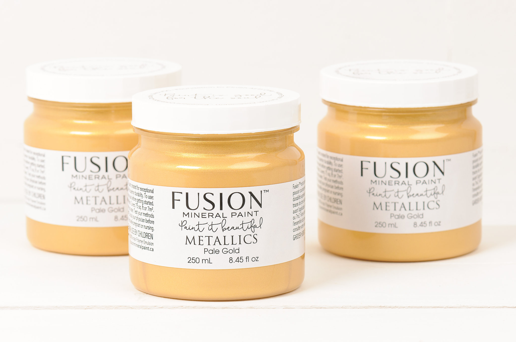 Pale gold metallic Fusion Mineral Paint Goed Gestyled Brielle