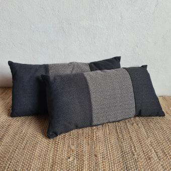 Kussen donkerblauw/zwart