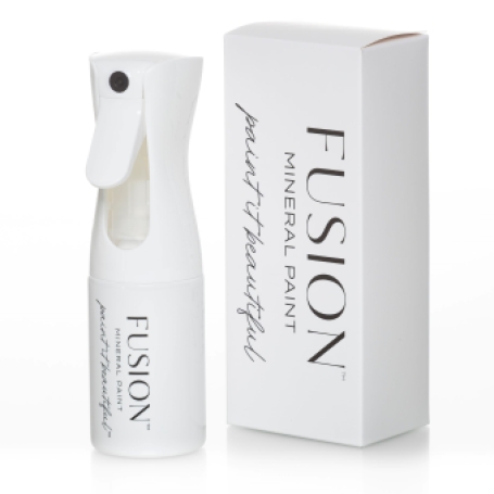 spray bottle waterverstuiver fusion mineral paint. musthave voor restylers. verkrijgbaar bij goed gestyled brielle