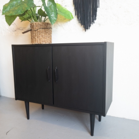 Vintage kastje Coal Black Fusion Mineral Paint Goed Gestyled Brielle