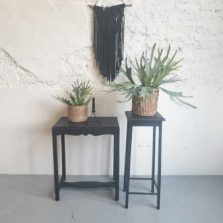 tafeltje zwart coal black fusion mineral paint goed gestyled brielle