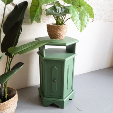 unieke plantentafel met opbergruimte fris groen park bench fusion mineral paint goed gestyled brielle