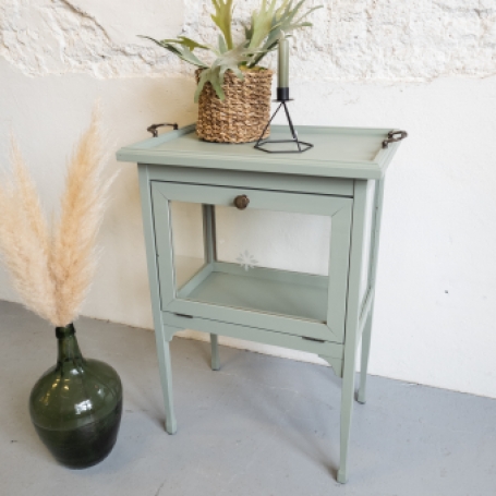 Theekastje oudgroen Fusion mineral paint goed gestyled brielle