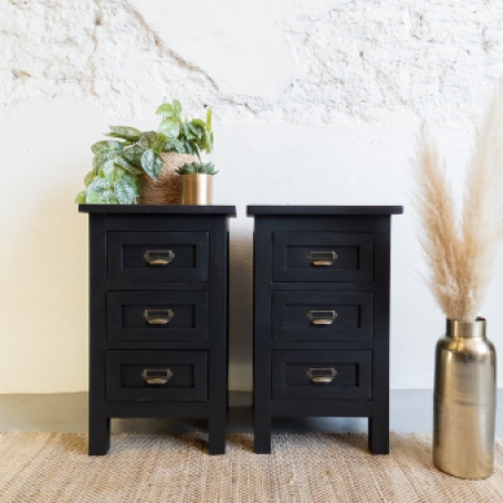 stoere set nachtkasjes in mat zwart Coal Black met labelhouders