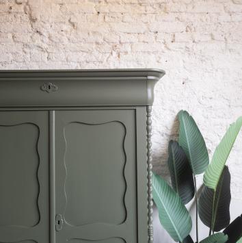 biedermeier meidenkast kast Bayberry warm groen Fusion Mineral Paint matte verf Goed Gestyled Brielle