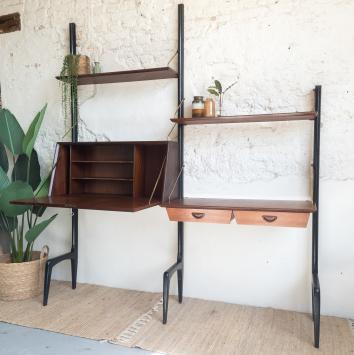 Vintage wandsysteem Louis van Teeffelen. Goed Gestyled Brielle