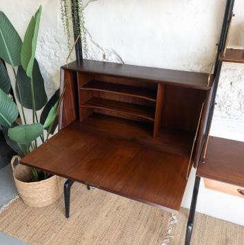 Vintage wandsysteem Louis van Teeffelen. Goed Gestyled Brielle